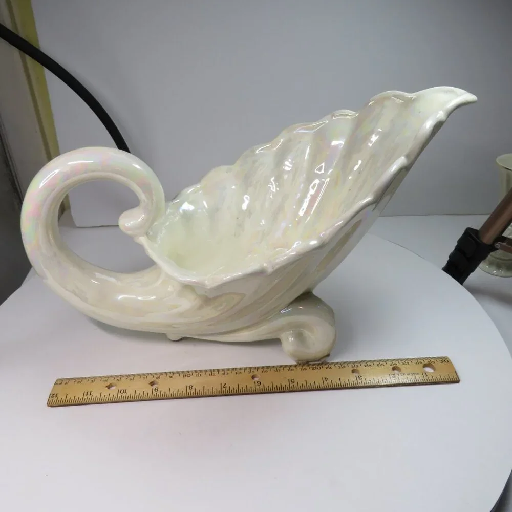 Vintage 1985 Large Iridescent Ceramic Shell Cornucopia Centerpiece – Atlantic